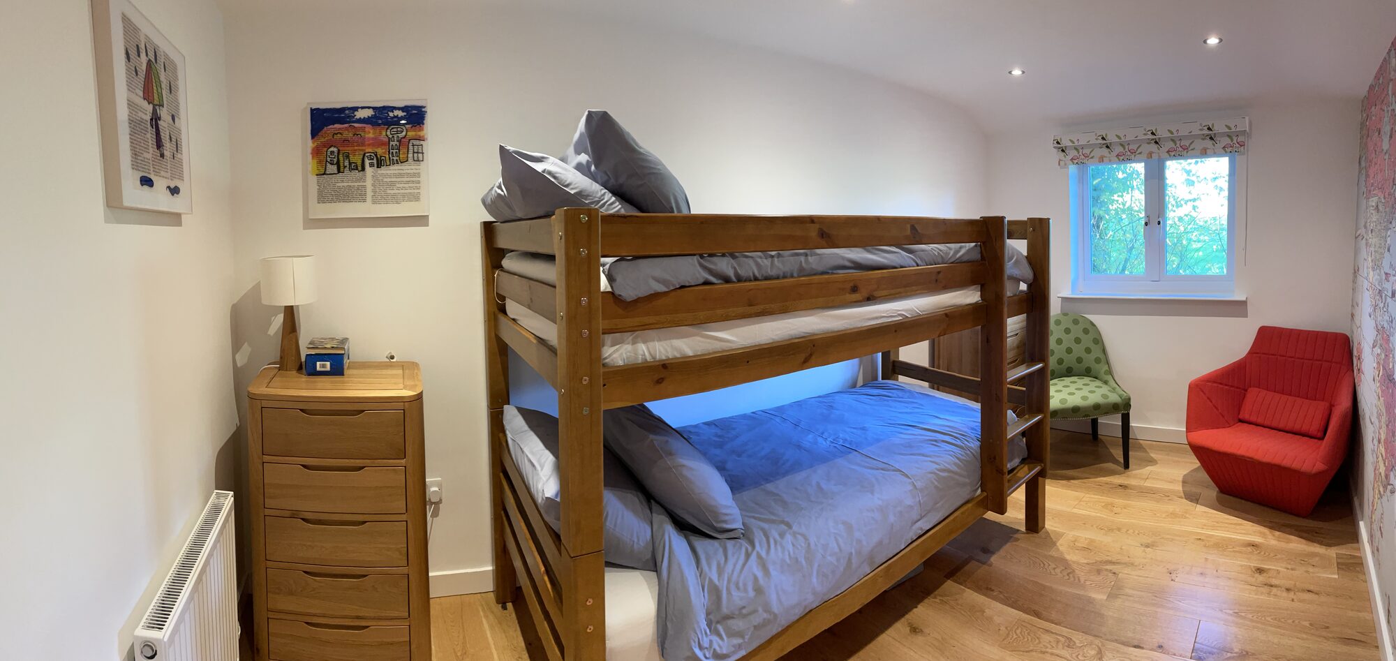 Bedrooms 4