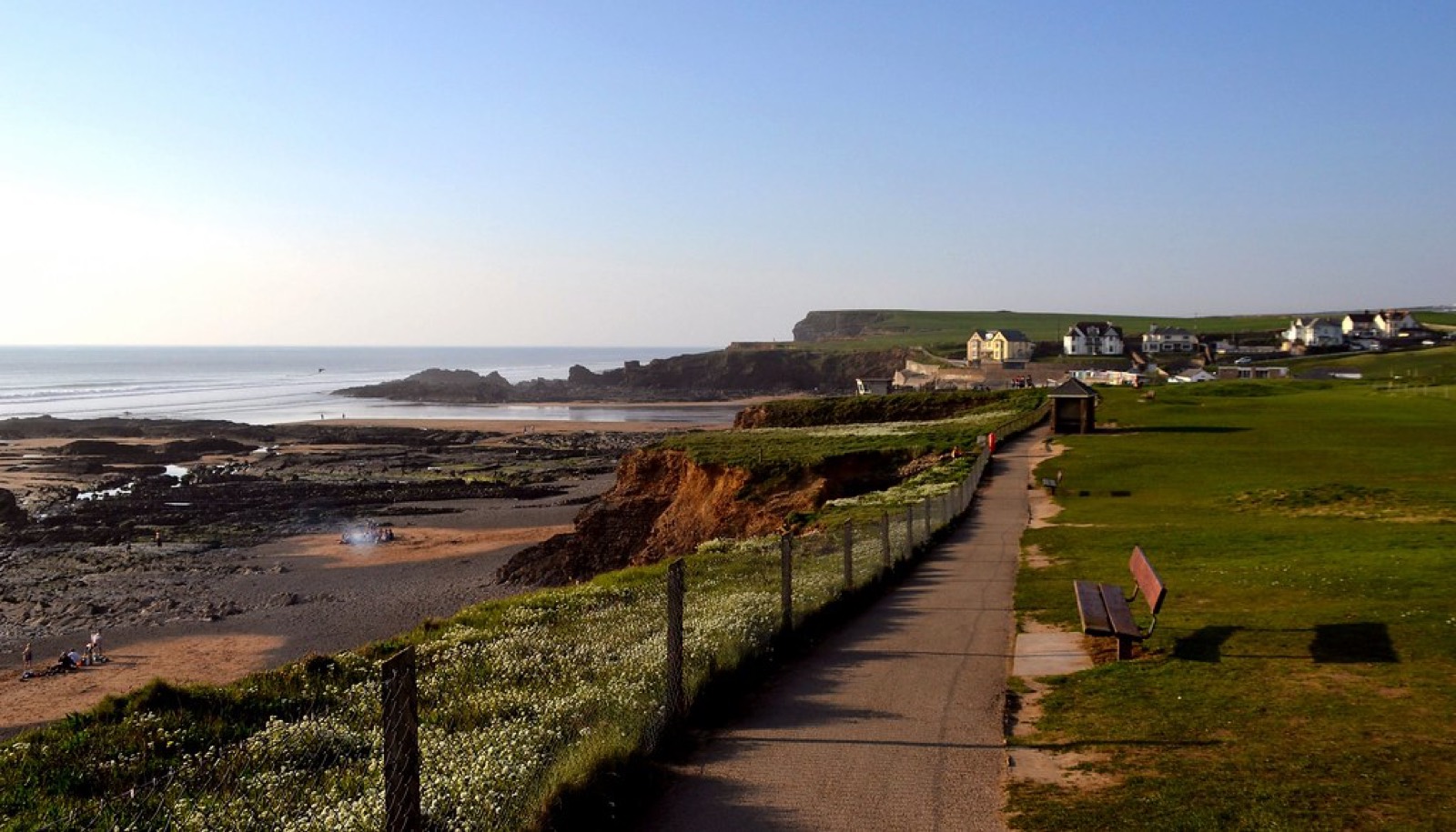 Wild Swimming Near Gorran Haven: Best Spots & Safety Tips — near The Beach House, Gorran Haven, Cornwall